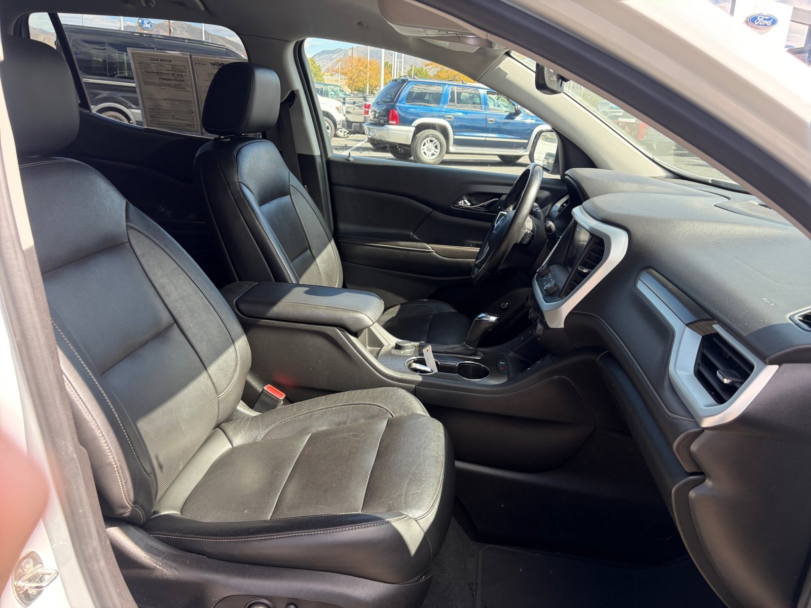 Used 2018 GMC Acadia SLT AWD/4WD image 31