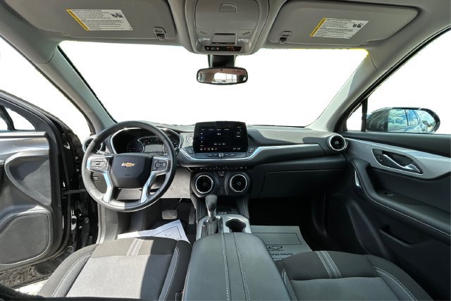 Used 2023 Chevrolet Blazer LT w/ Convenience Package FWD image 22