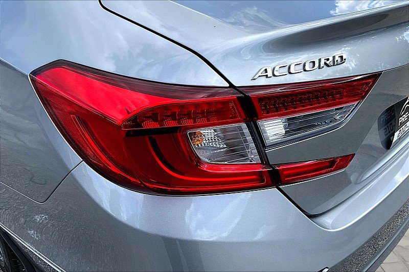 Used 2019 Honda Accord Touring image 25