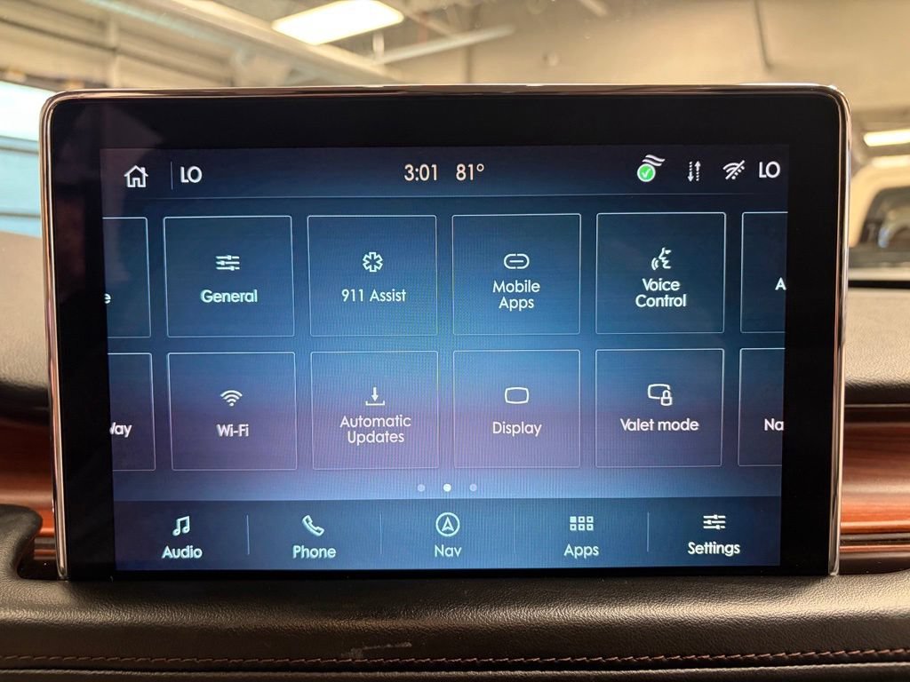 Used 2021 Lincoln Aviator Reserve w/ Equipment Group 202A AWD/4WD image 21