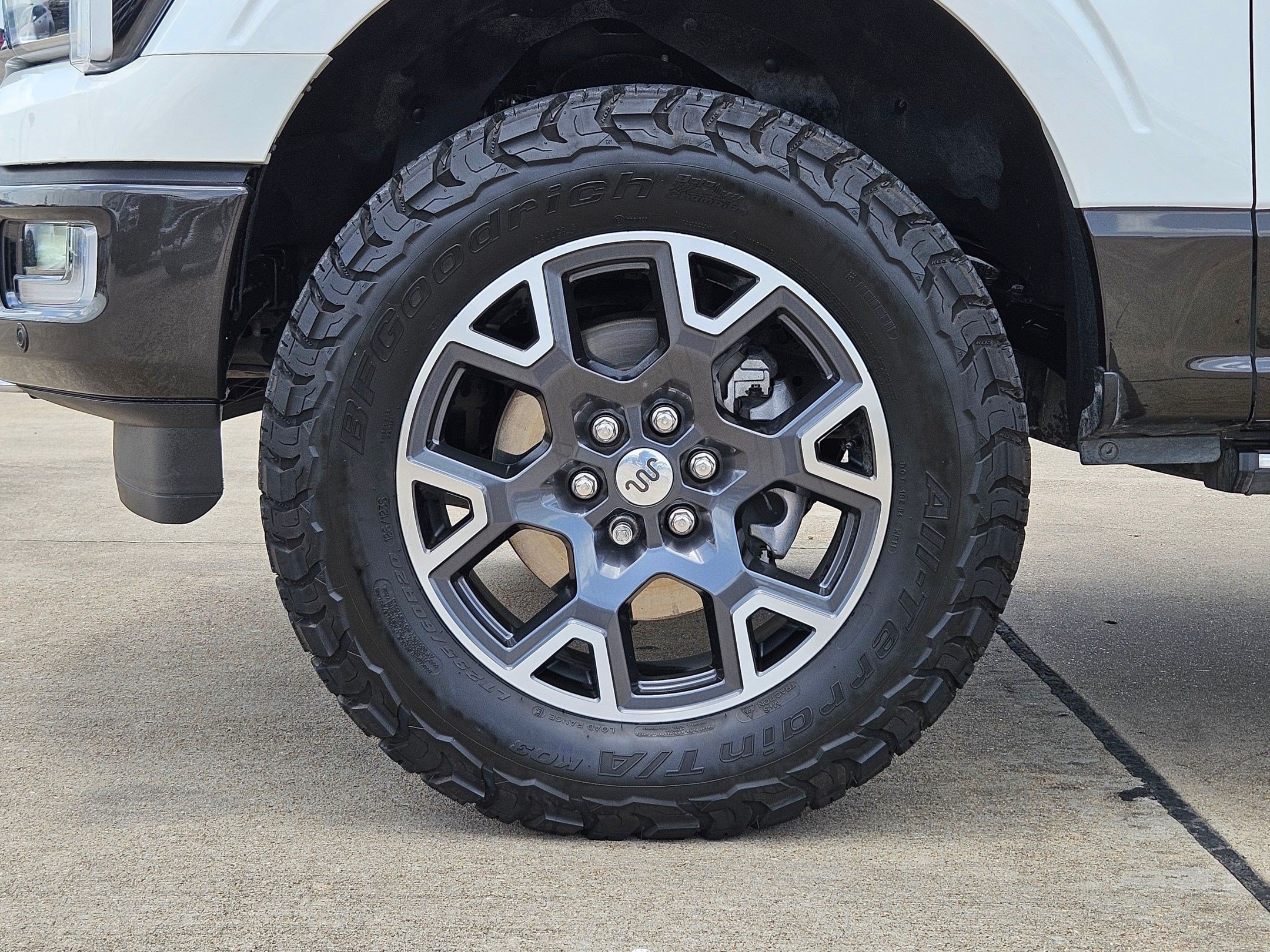 Used 2024 Ford F150 King Ranch w/ FX4 Off-Road Package AWD/4WD image 13