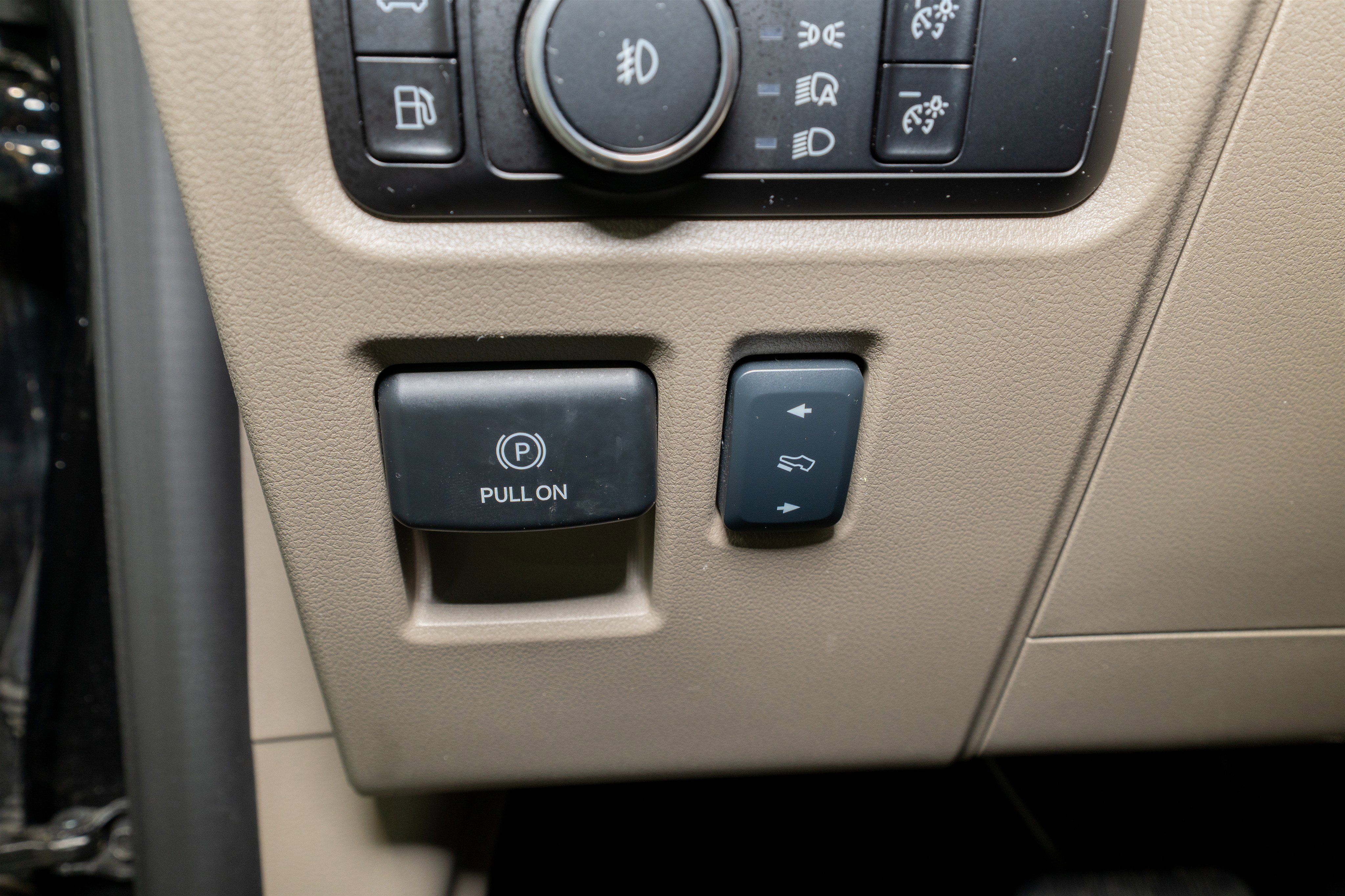 Used 2024 Ford F150 Platinum w/ Equipment Group 703A Plus image 44