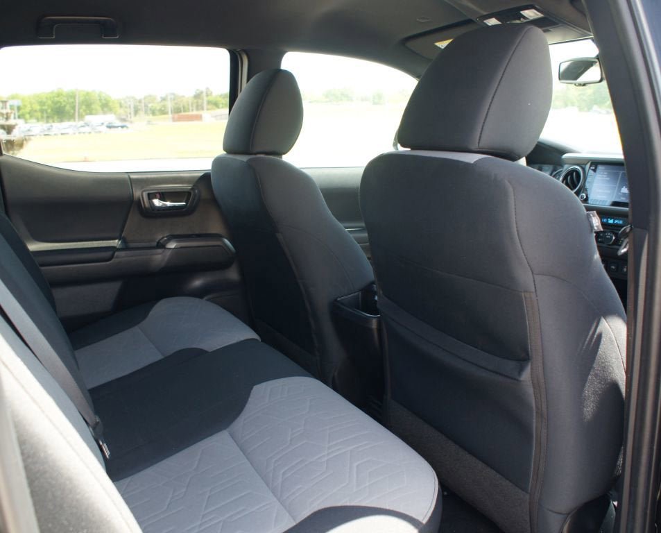 Used 2022 Toyota Tacoma TRD Off-Road RWD image 21