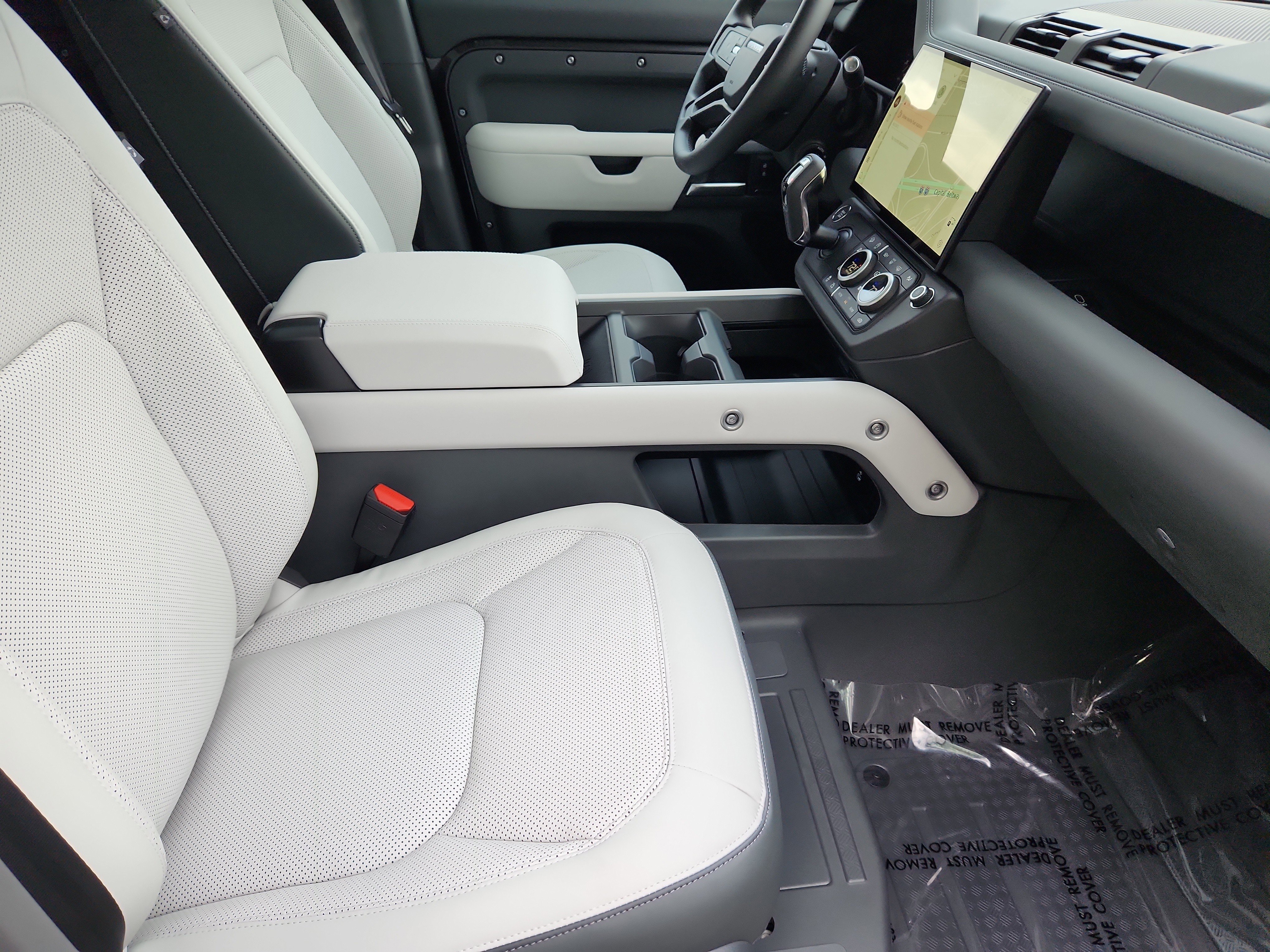 New 2026 Land Rover Defender 110 S image 3