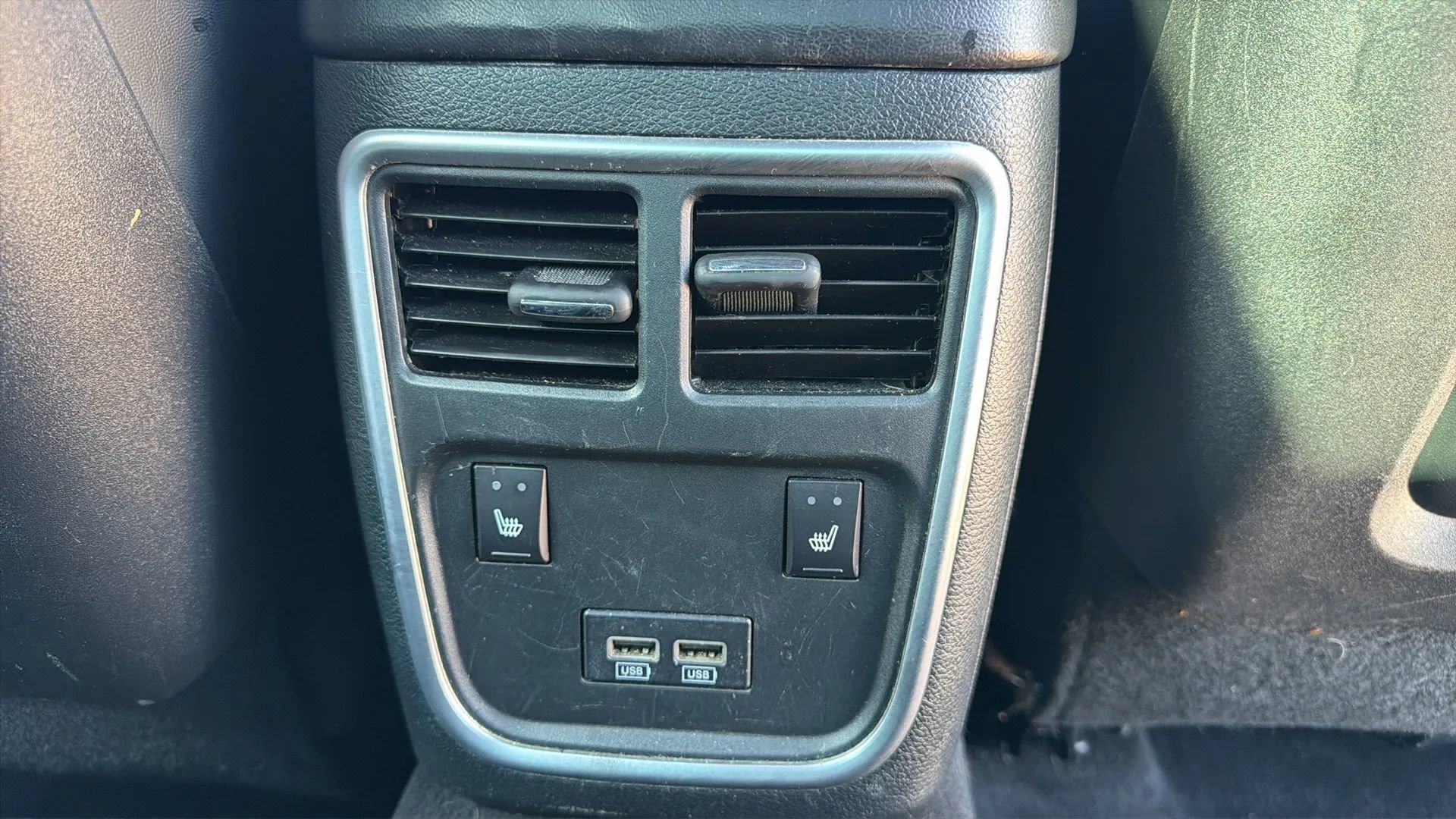 Used 2015 Dodge Charger SXT w/ Plus Group RWD image 60