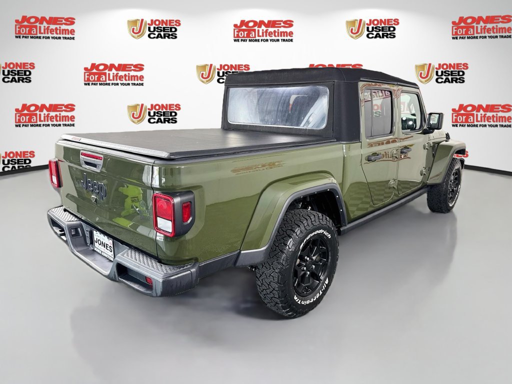 Used 2022 Jeep Gladiator Sport AWD/4WD image 16