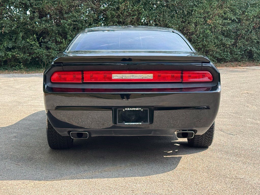 Used 2014 Dodge Challenger R/T RWD image 6