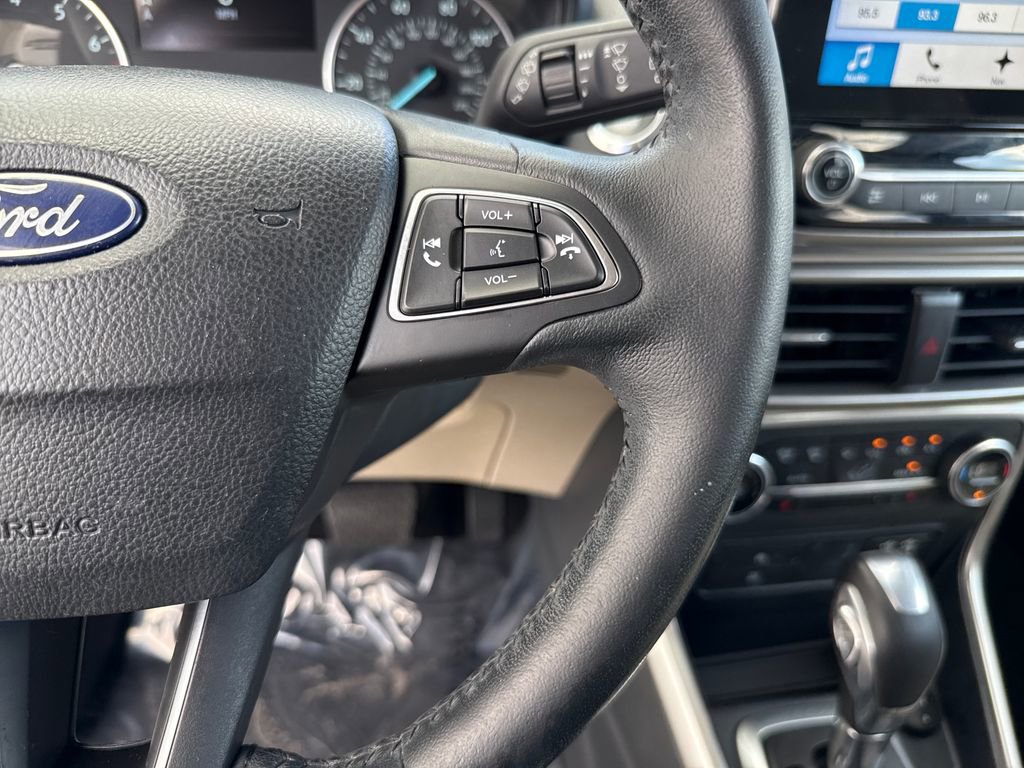 Used 2018 Ford EcoSport SE w/ SE Convenience Package image 13