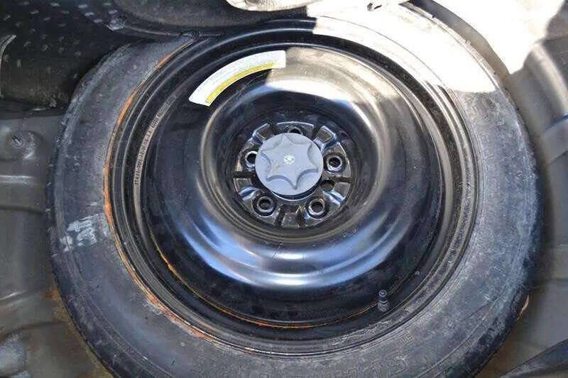 Used 2013 INFINITI G37 Journey w/ Premium Pkg image 35