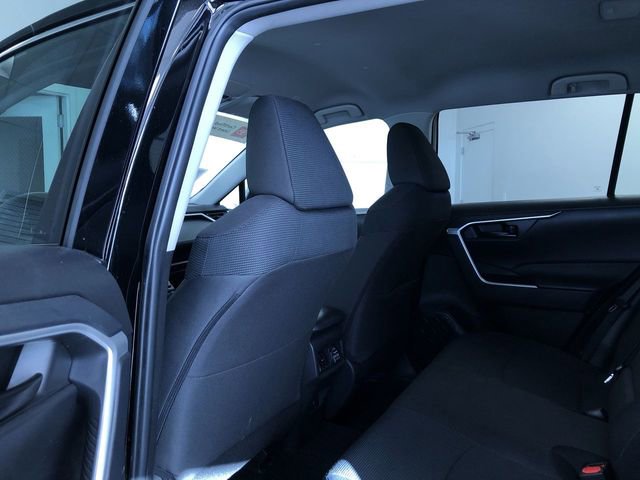 Certified 2025 Toyota RAV4 LE image 19