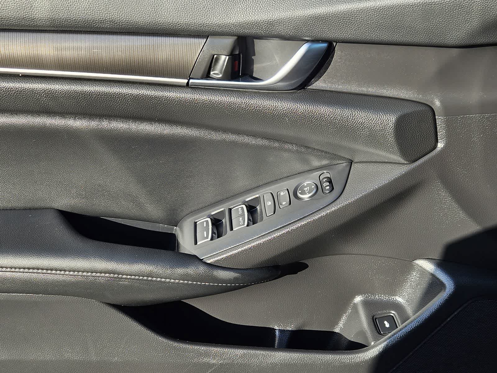Used 2022 Honda Accord Sport image 21