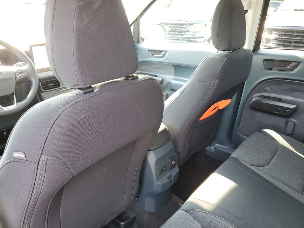 New 2025 Ford Maverick XLT w/ XLT Luxury Package image 28