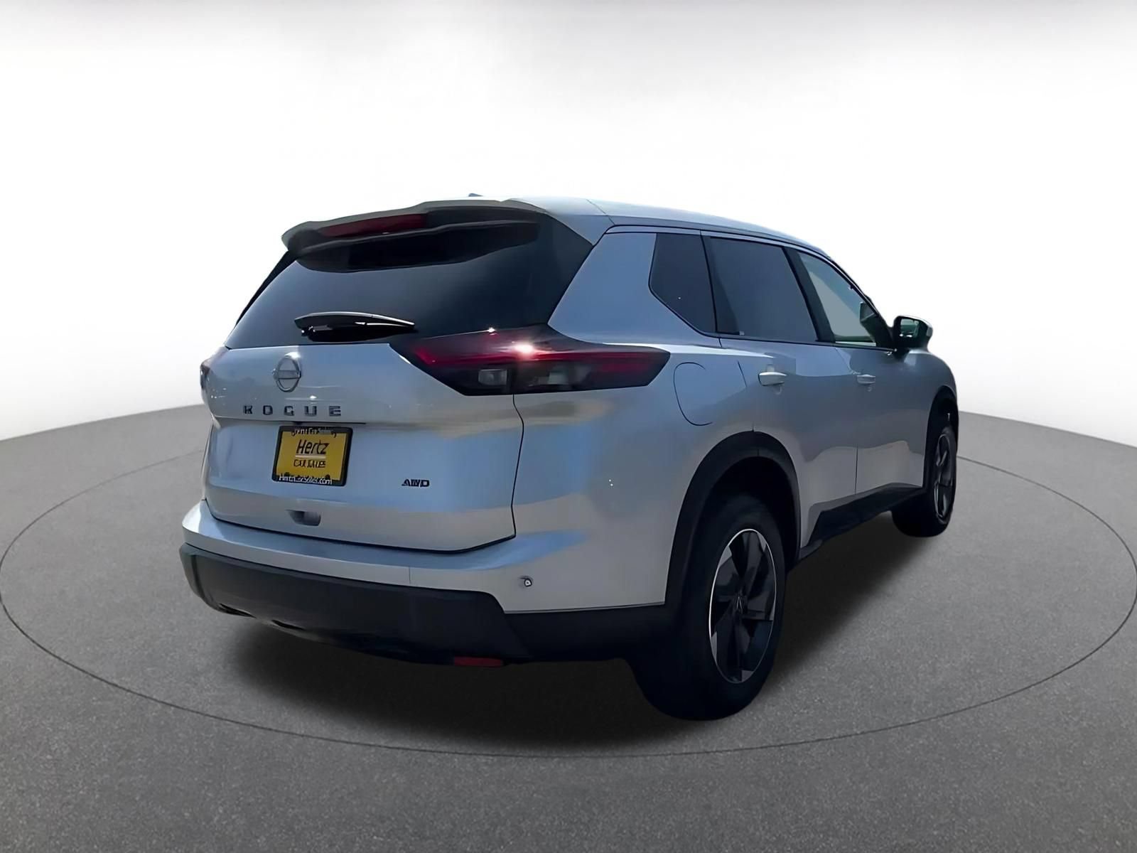 Used 2025 Nissan Rogue SV AWD/4WD image 14