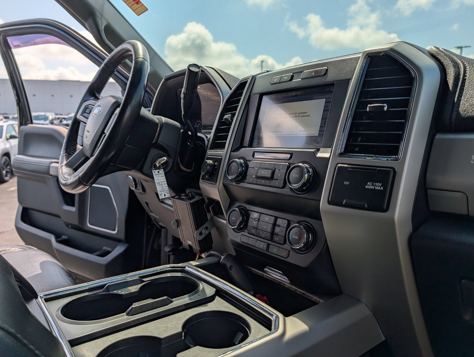 Used 2019 Ford F350 Lariat AWD/4WD image 24