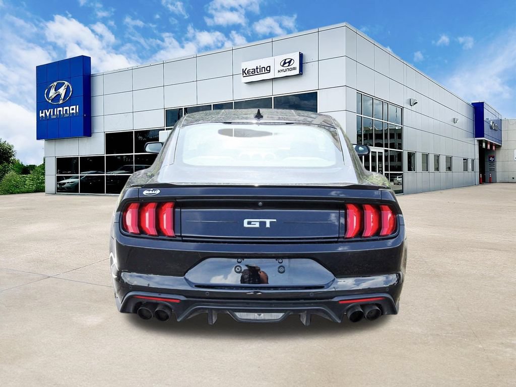 Used 2022 Ford Mustang GT Premium w/ Equipment Group 401A RWD image 6