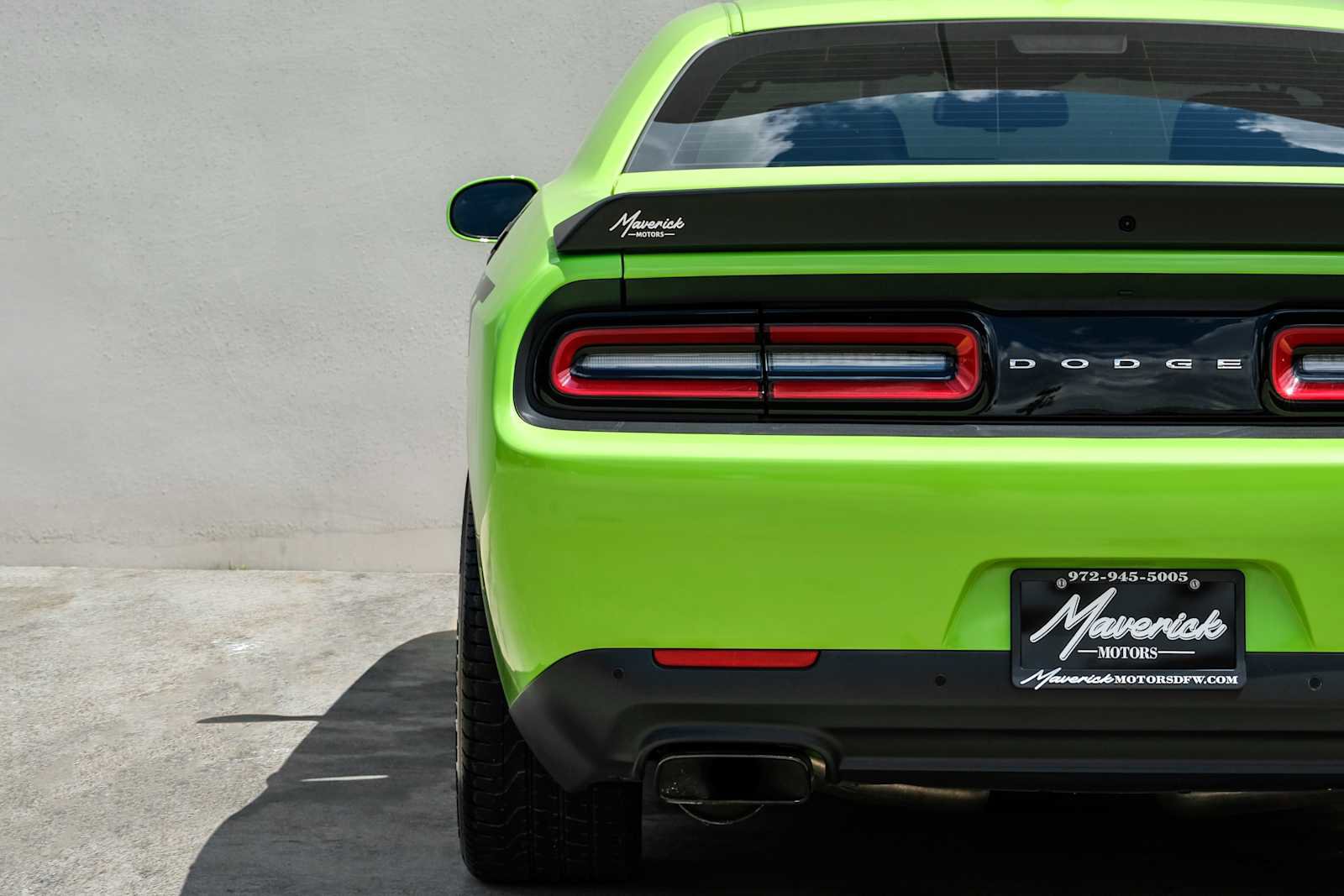 Used 2015 Dodge Challenger SRT Hellcat RWD image 41
