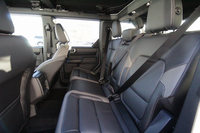 New 2025 Ford Bronco Outer Banks image 30