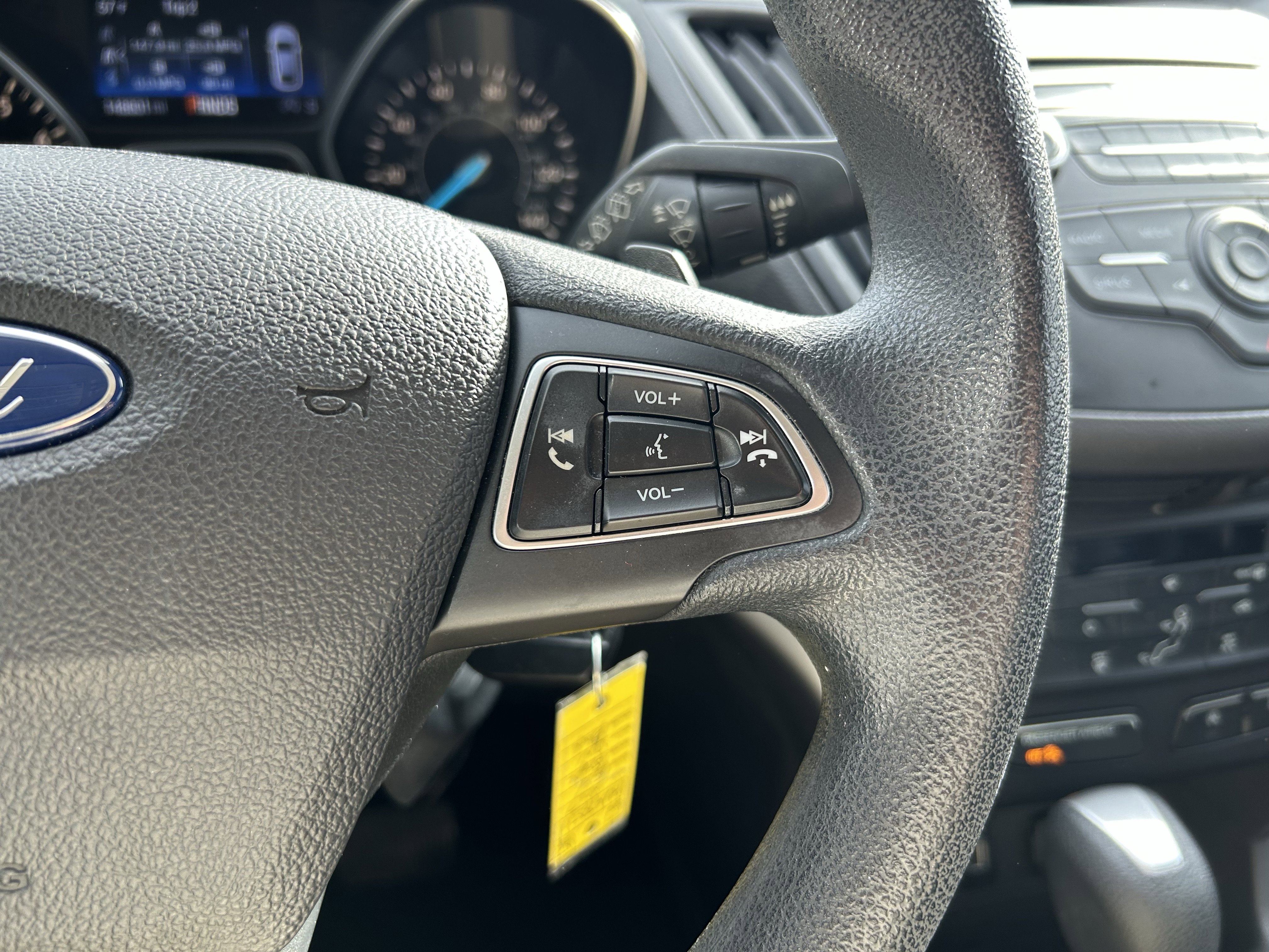 Used 2017 Ford Escape SE AWD/4WD image 16