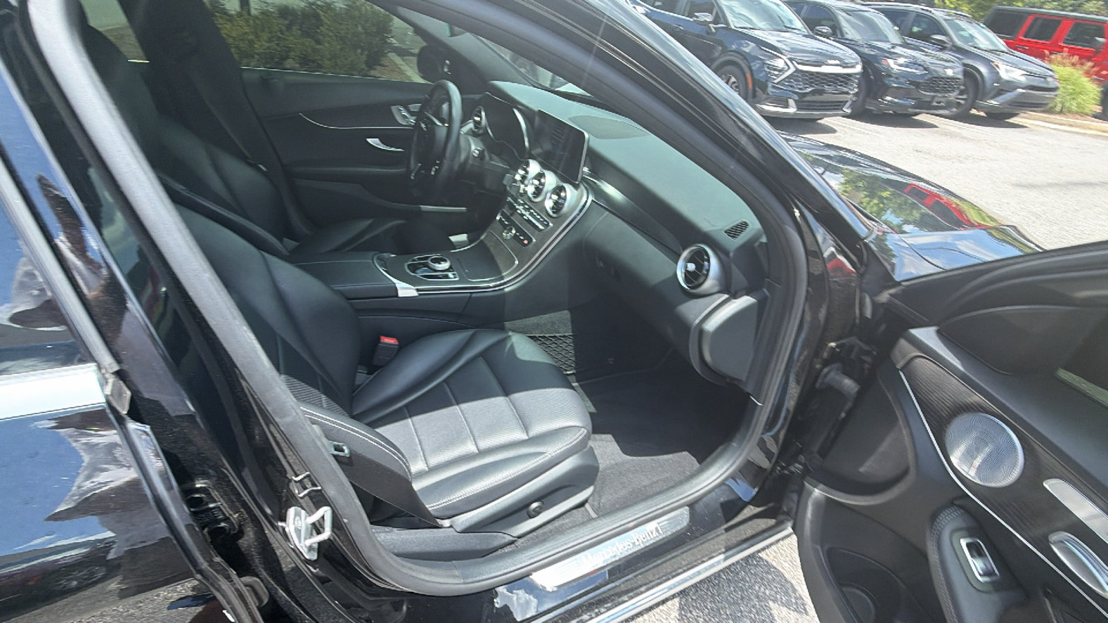 Used 2021 Mercedes-Benz C 300 4MATIC Sedan w/ Premium Package image 19