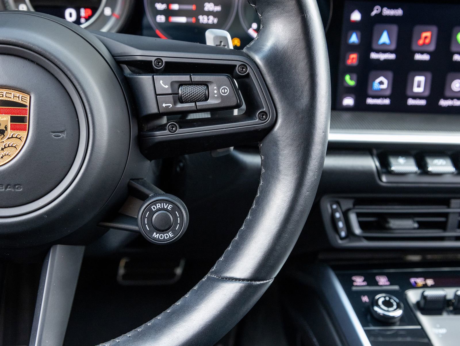 Certified 2022 Porsche 911 Turbo S AWD/4WD image 16