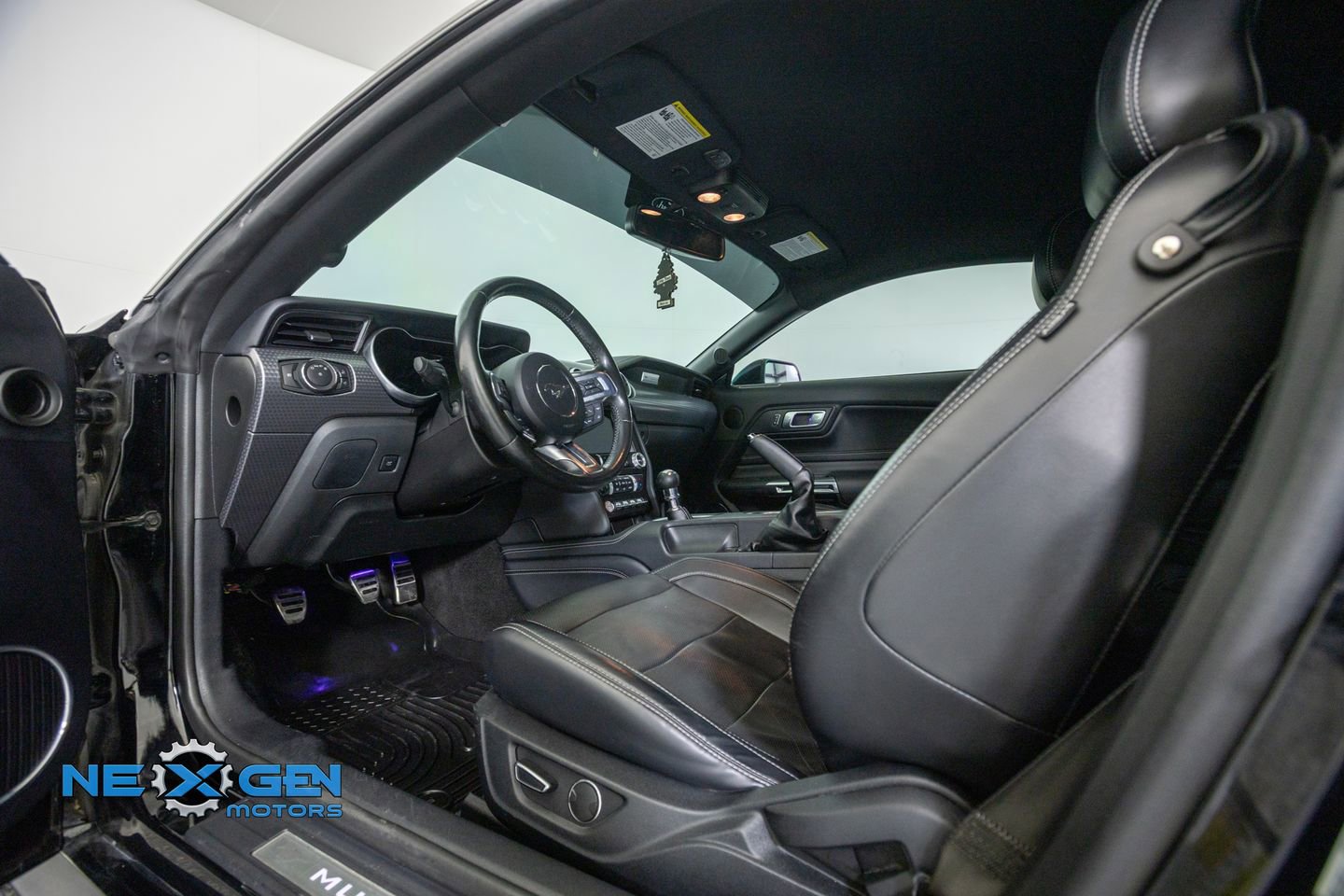 Used 2019 Ford Mustang GT Premium w/ GT Performance Package RWD image 10