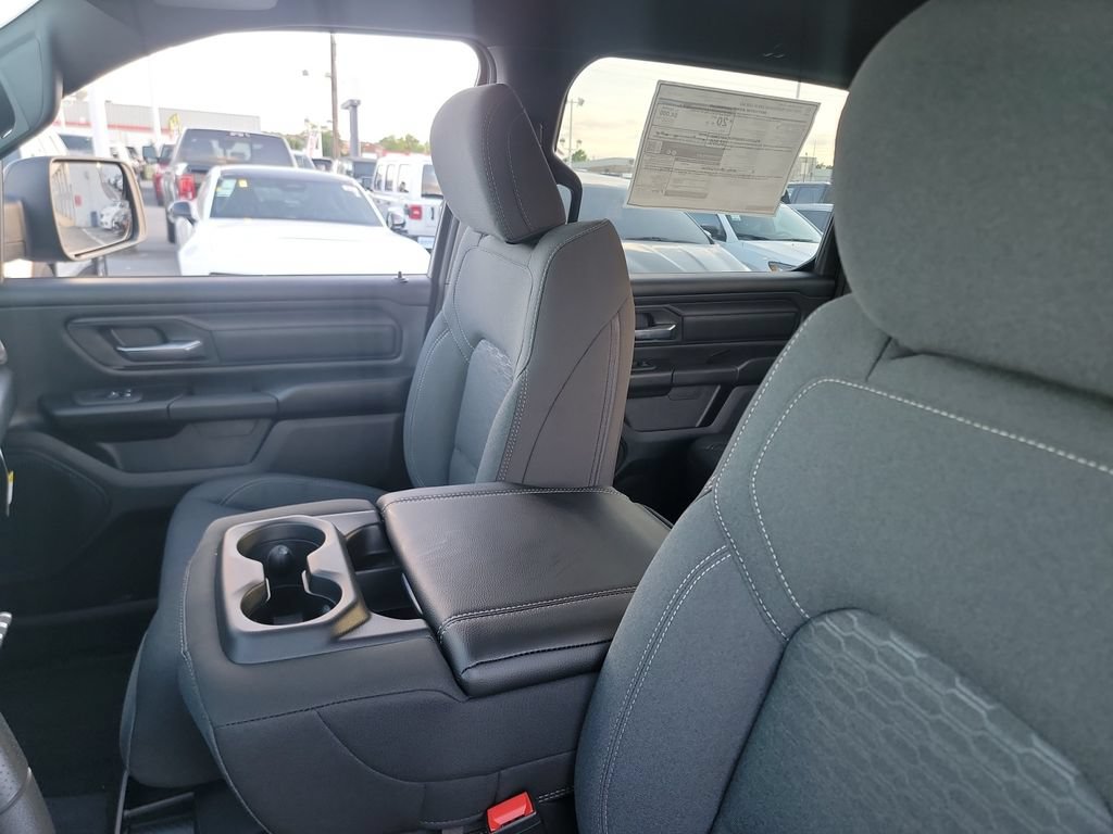 New 2026 RAM 1500 Tradesman AWD/4WD image 17