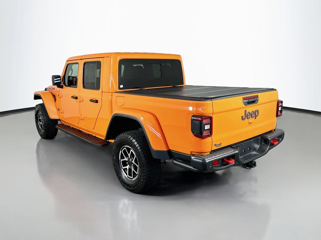 Used 2025 Jeep Gladiator Rubicon AWD/4WD image 5