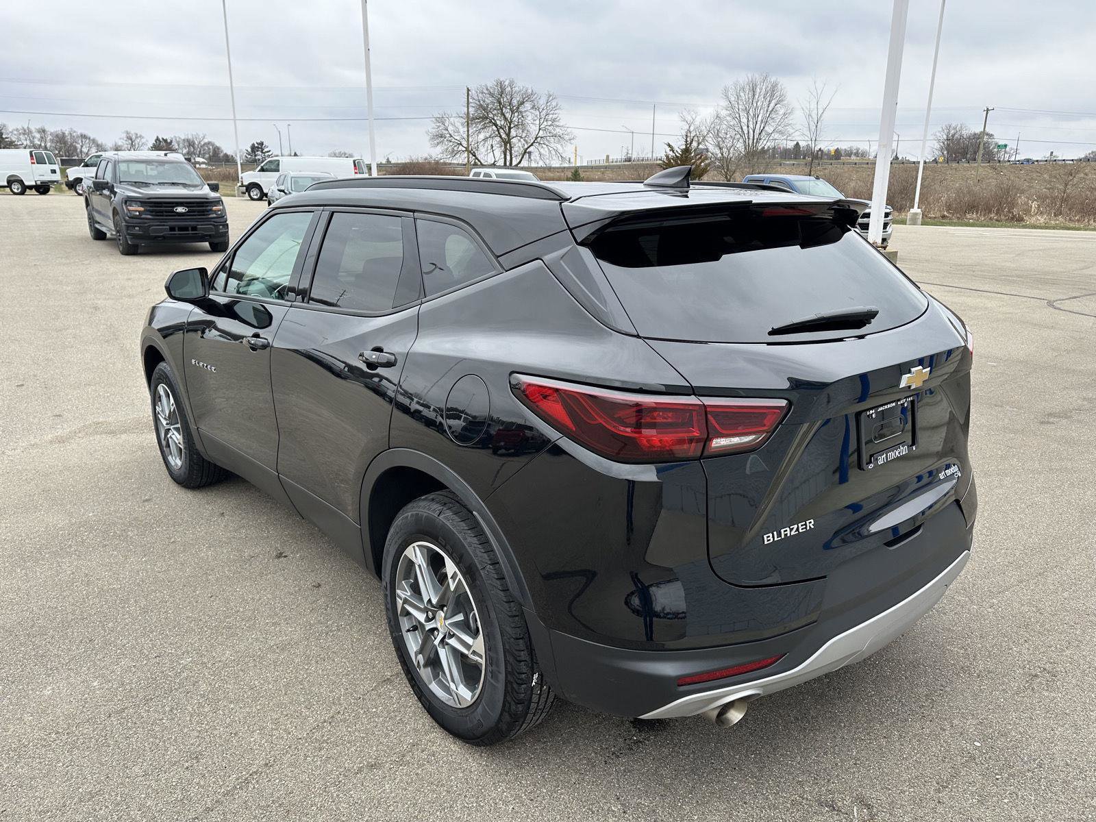 Used 2024 Chevrolet Blazer LT w/ Convenience Package FWD image 5