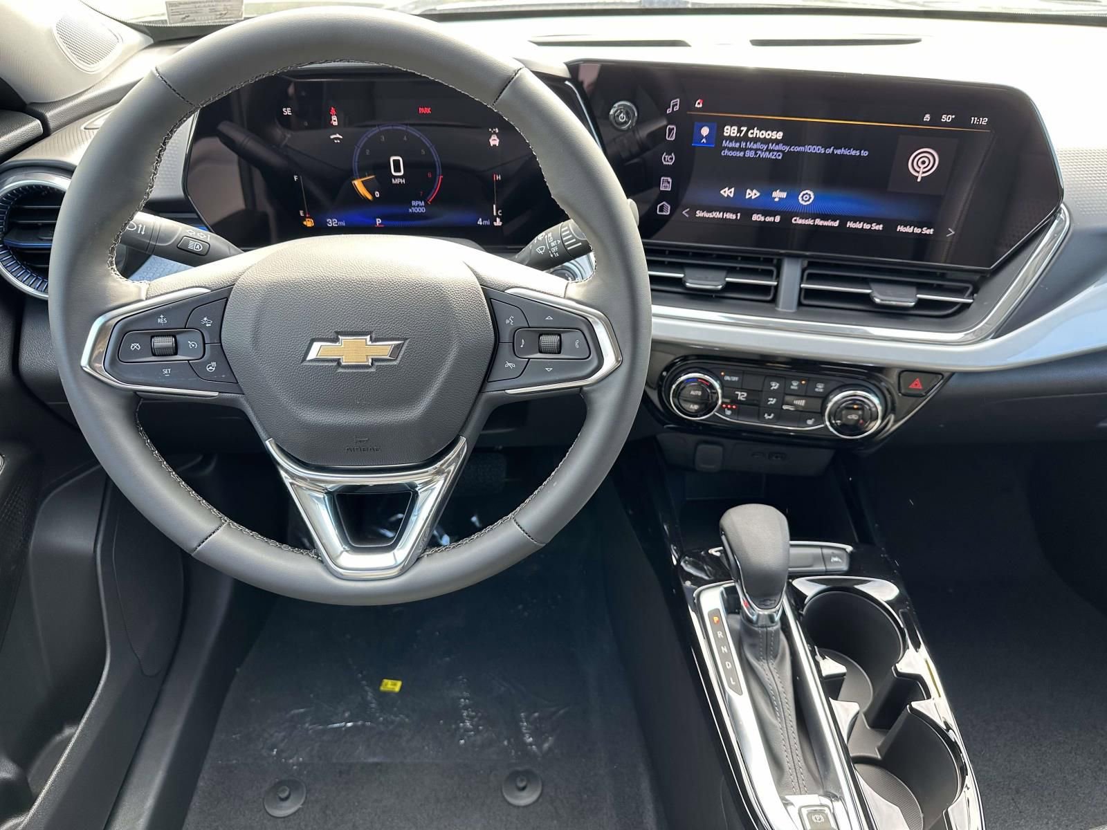 New 2026 Chevrolet Trax LT w/ Driver Confidence Package FWD image 8