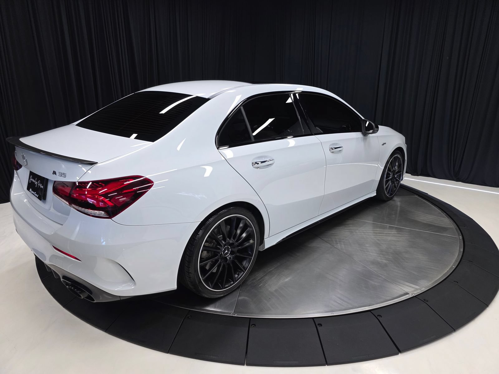 Used 2021 Mercedes-Benz A 35 AMG 4MATIC image 13