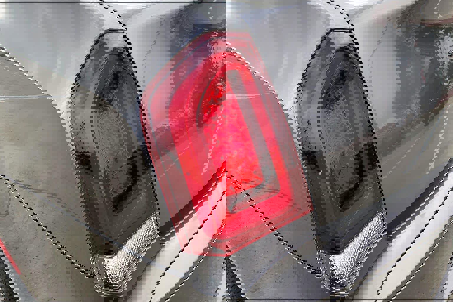 Used 2023 Chrysler 300 S image 28