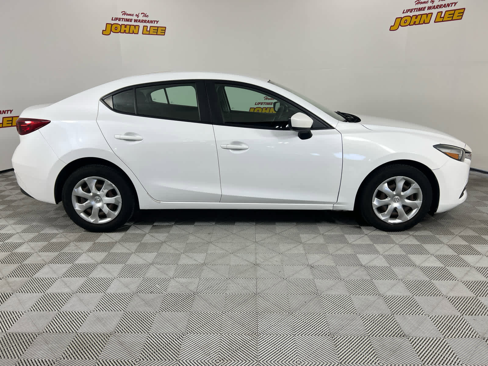 Used 2018 MAZDA MAZDA3 Sport image 6