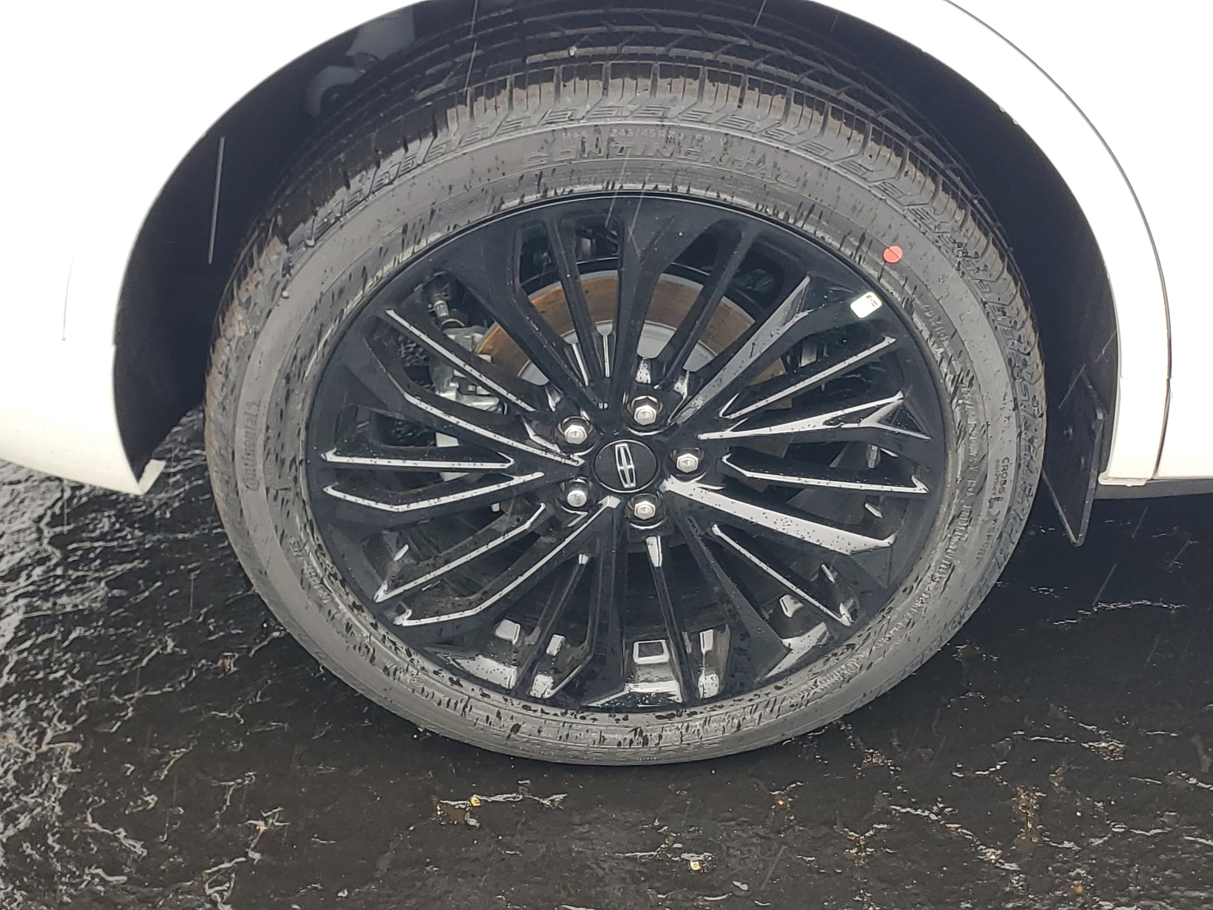 New 2026 Lincoln Corsair Premiere image 5