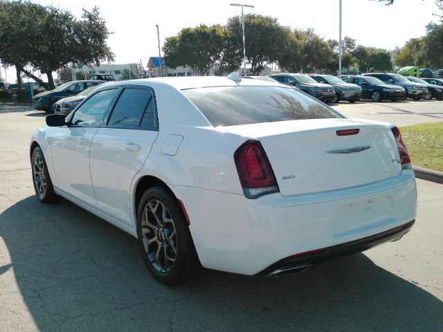Used 2015 Chrysler 300 S AWD/4WD image 9