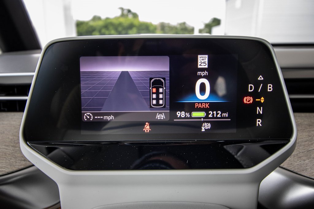 New 2025 Volkswagen ID. Buzz 1st Edition image 34