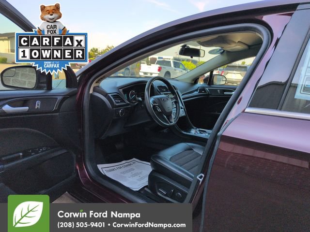 Used 2018 Ford Fusion SE w/ Equipment Group 201A FWD image 9