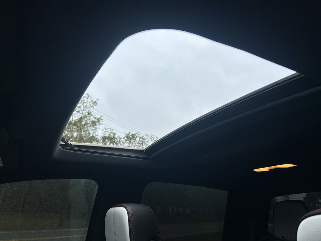 Used 2023 GMC Canyon AT4X image 15