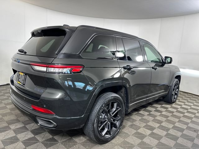 Used 2023 Jeep Grand Cherokee 30th Anniversary image 3