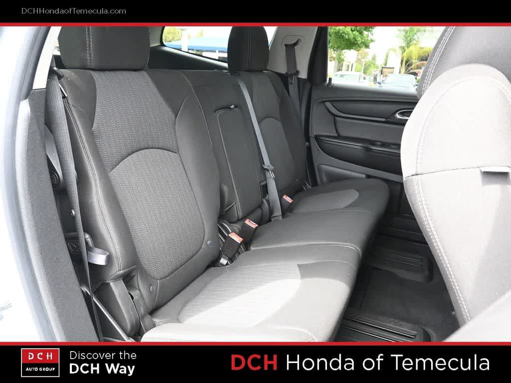 Used 2017 Chevrolet Traverse LT w/ Style and Technology Package FWD image 21