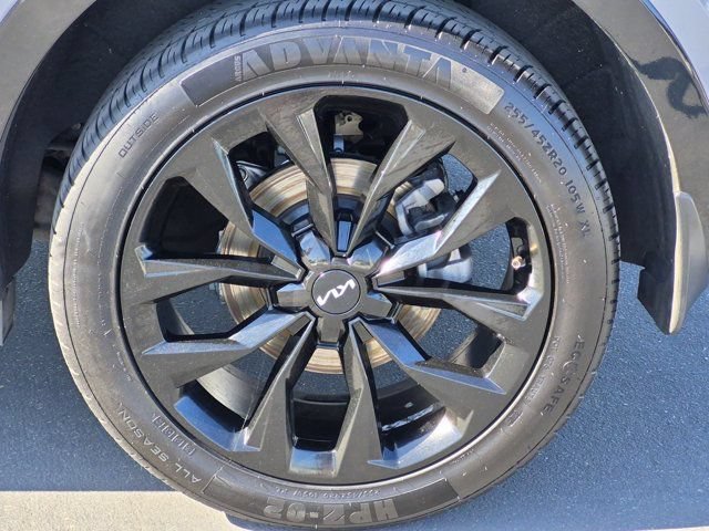 Used 2023 Kia Sorento SX AWD/4WD image 13
