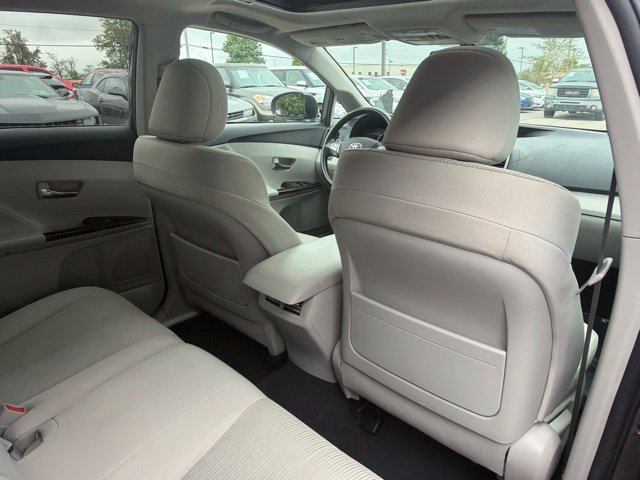 Used 2010 Toyota Venza AWD w/ Convenience Pkg image 24