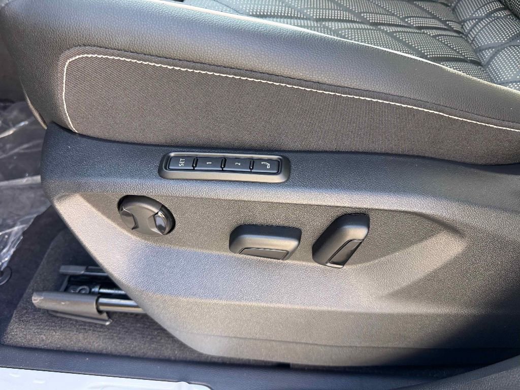 New 2026 Volkswagen Atlas SEL Premium R-Line image 12