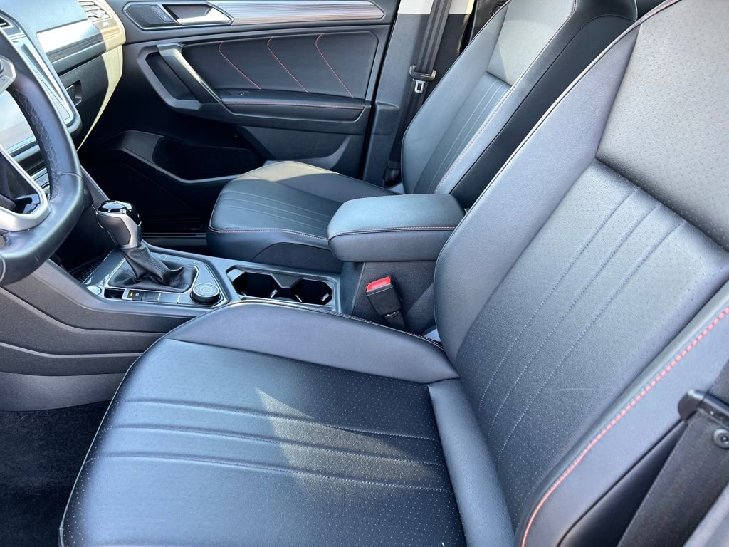 Used 2024 Volkswagen Tiguan Wolfsburg Edition image 9