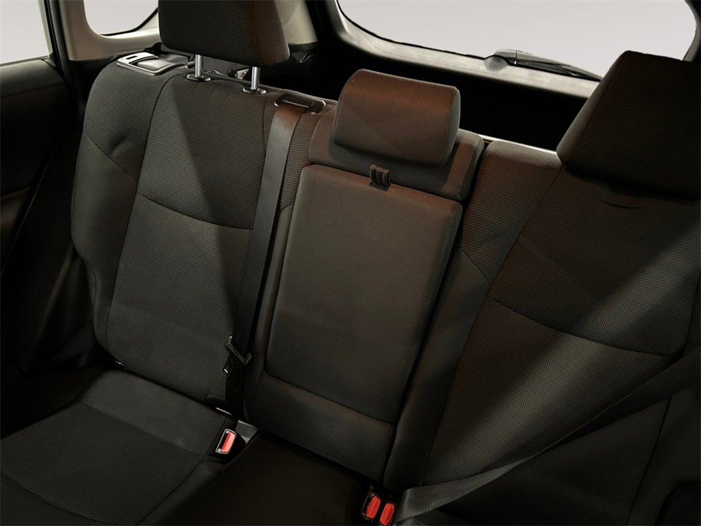 Used 2019 Toyota RAV4 LE image 13