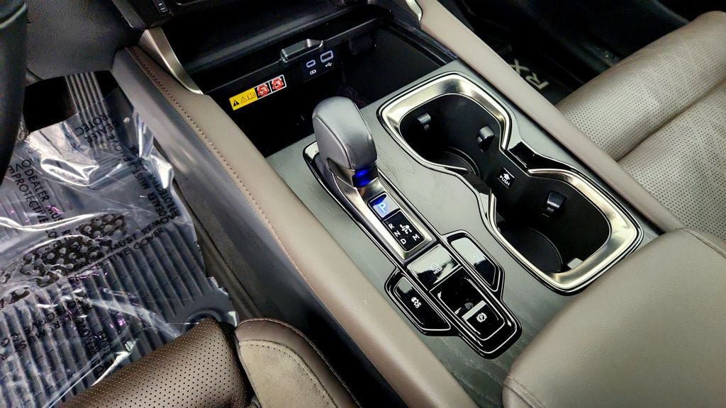 Used 2023 Lexus RX 350 FWD w/ Accessory Package (K3) image 17