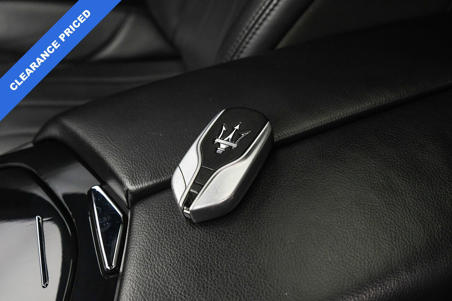 Used 2022 Maserati Quattroporte Modena Q4 image 20