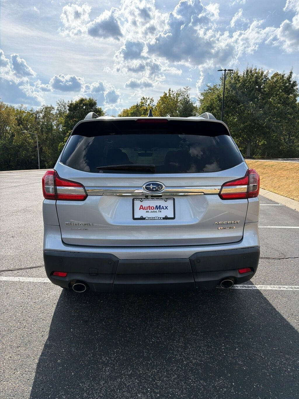 Used 2022 Subaru Ascent Limited AWD/4WD image 5