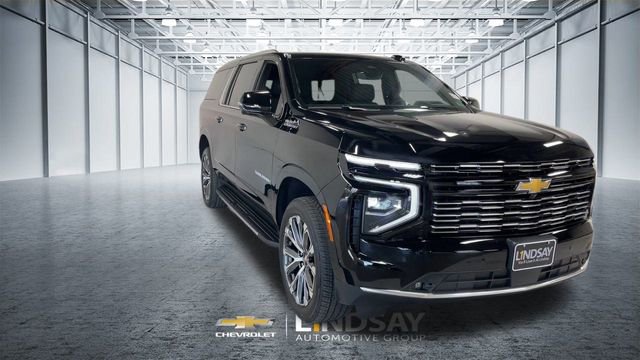 New 2026 Chevrolet Suburban High Country image 4