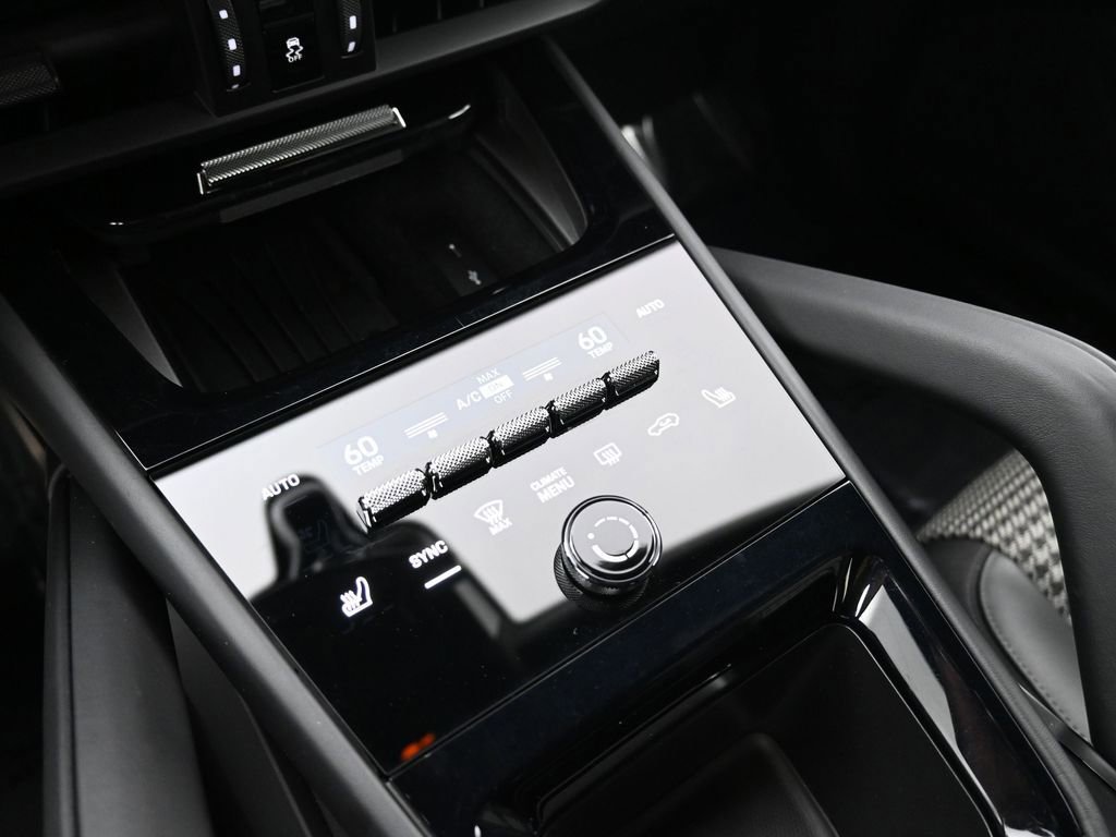 Certified 2025 Porsche Cayenne GTS image 23