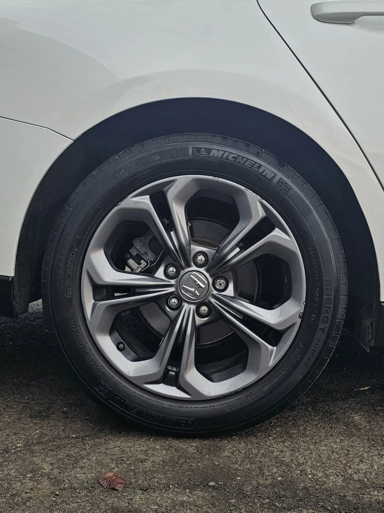 Used 2023 Honda Accord EX image 6